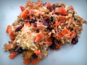 Quinoa-Gemüse-Gratin mit Hüttenkäse